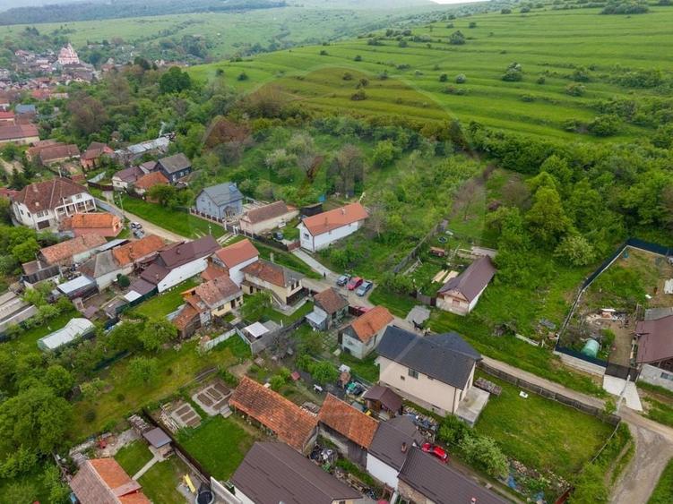 Casă individuală cu 3 camere cu Teren 1029 Mp în Purcăreni