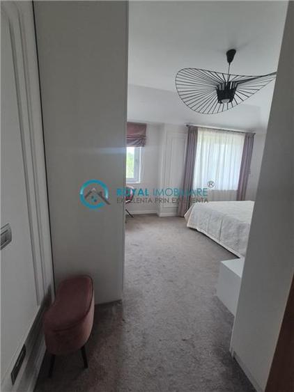 Duplex cu 5 camere cu Piscina în Păulești