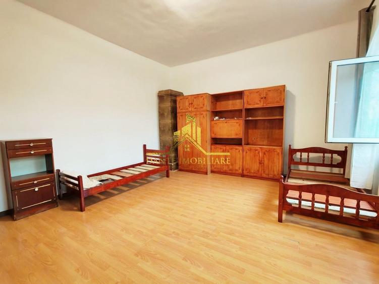 Apartament cu 3 camere decomandat, mobilat în Central