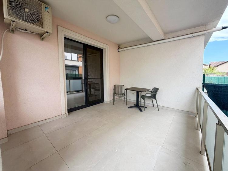 Apartament cu 3 camere decomandat, mobilat în Dumbrăvița