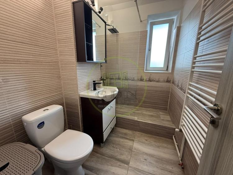 Apartament cu 2 camere decomandat, mobilat în Central