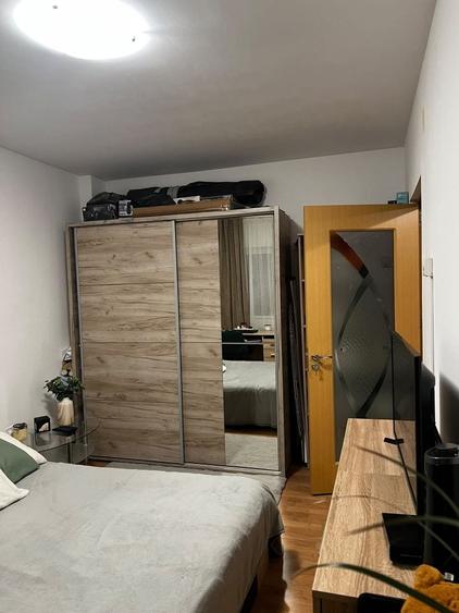 Garsonieră decomandată în Borhanci