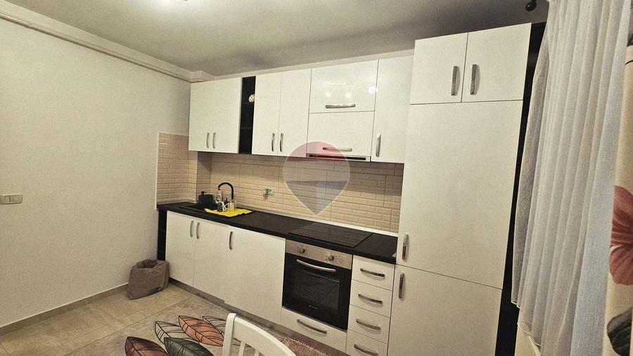 Apartament cu 2 camere decomandat, mobilat în Calea Romanului