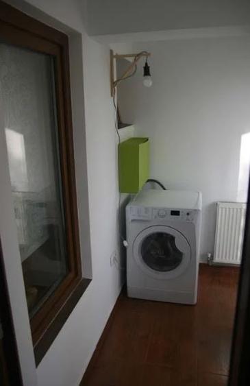 Garsonieră decomandată, mobilată în Decebal