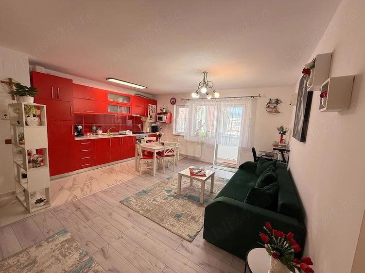 Apartament cu 2 camere semidecomandat în Florești