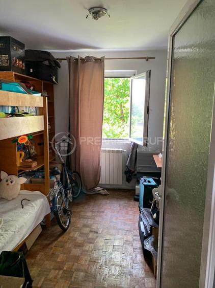 Apartament cu 3 camere în Tătărași