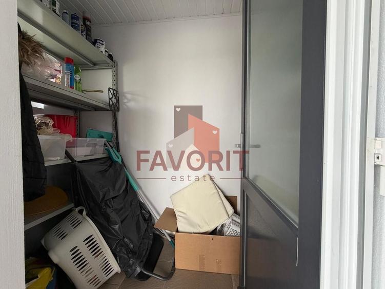 Duplex cu 5 camere cu Canalizare în Utvin