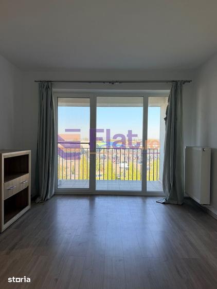 Apartament cu 2 camere decomandat în Tractorul