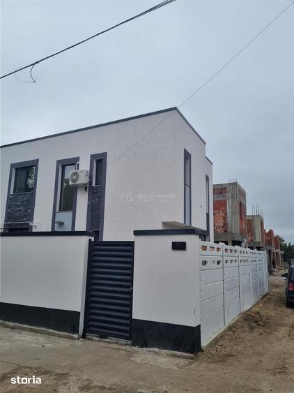 Casă cu 5 camere decomandat cu Teren 1562 Mp în Central