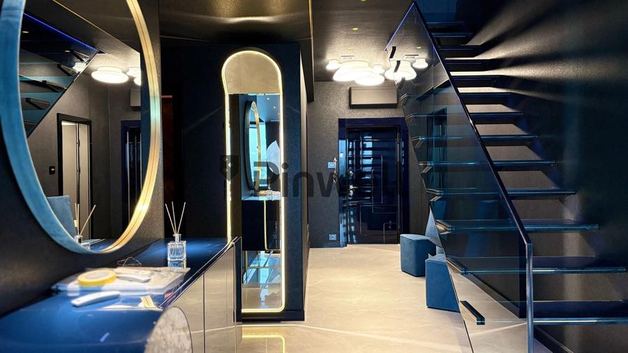 Penthouse cu 5 camere, mobilat în Barbu Văcărescu