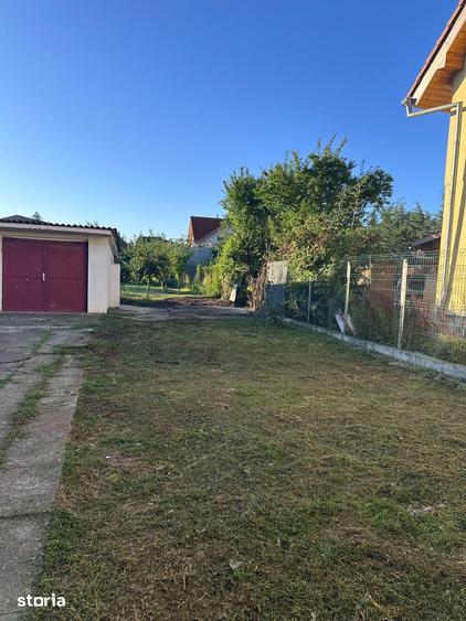 Casă cu 2 camere cu Teren 900 Mp în Cedonia