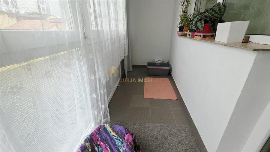 Apartament cu 4 camere decomandat, mobilat în Mănăștur