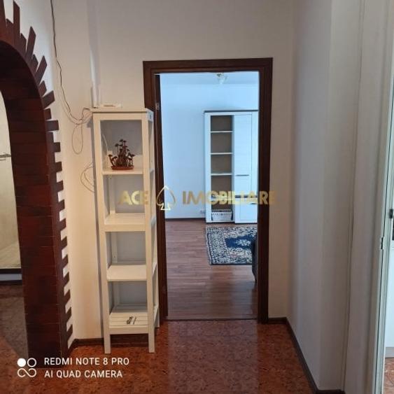 Apartament cu 3 camere decomandat, mobilat în Vitan