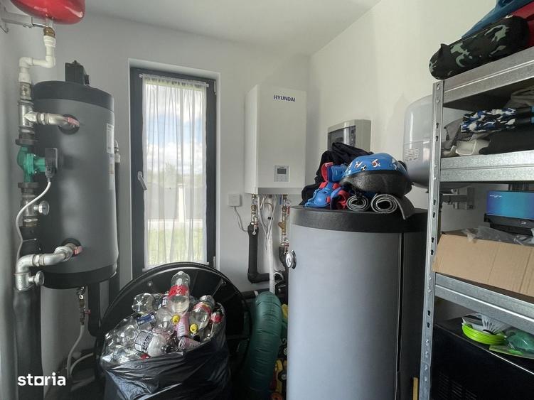 Casă cu 4 camere în Central