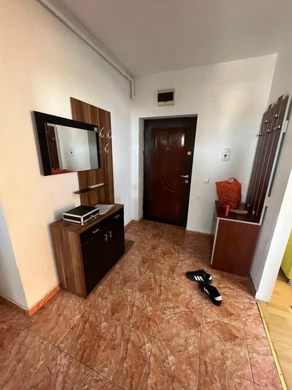 INCHIRIEZ apartament 1 camera spatios, zona Terezian - 8