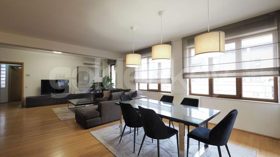 Apartament cu 4 camere decomandat, mobilat în Herăstrău