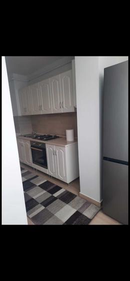 Apartament cu 2 camere semidecomandat în Micro 4
