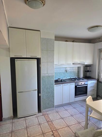 Apartament cu 2 camere decomandat în Gorjului