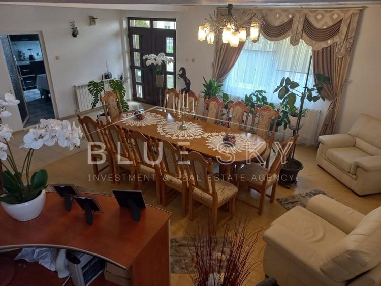 Casă individuală cu 8 camere cu Canalizare în Eforie Sud