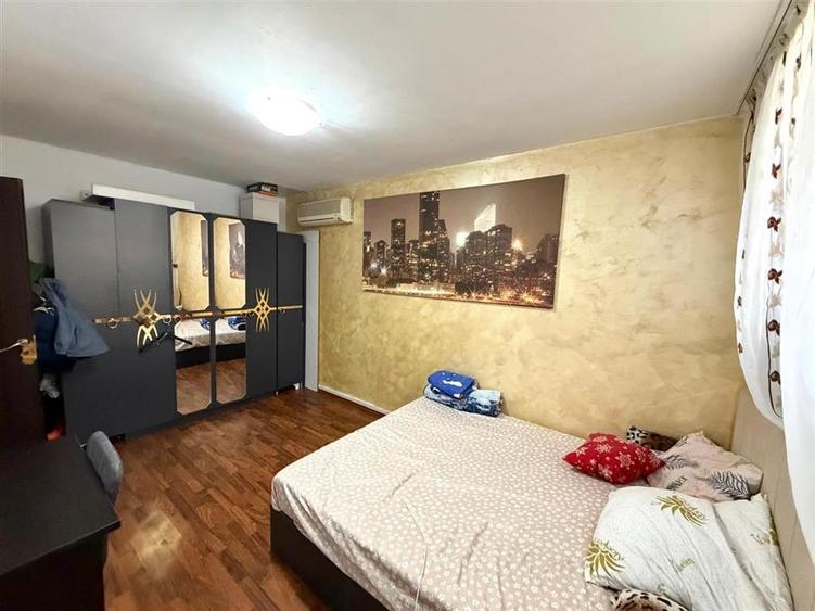 Apartament cu 3 camere decomandat în Rogerius