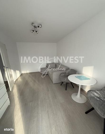 Apartament cu 2 camere în Cetate