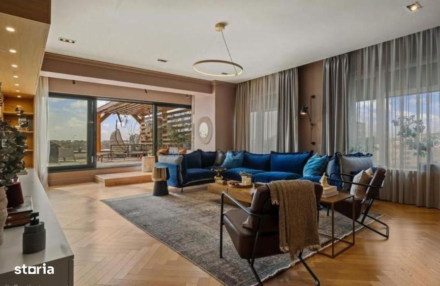 Apartament cu 4 camere în Tei