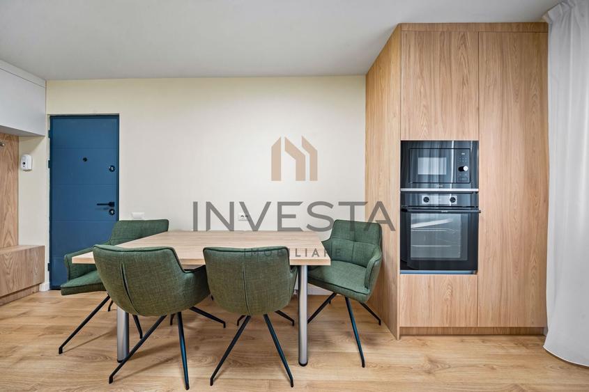 Apartament cu 4 camere decomandat, mobilat în Între Lacuri