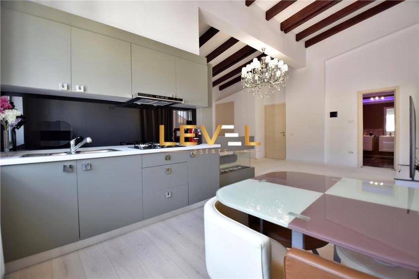 Apartament cu 4 camere decomandat, mobilat în Herăstrău