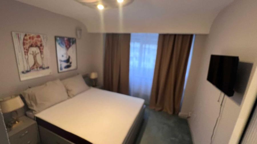 Apartament cu 2 camere decomandat în Exterior Vest