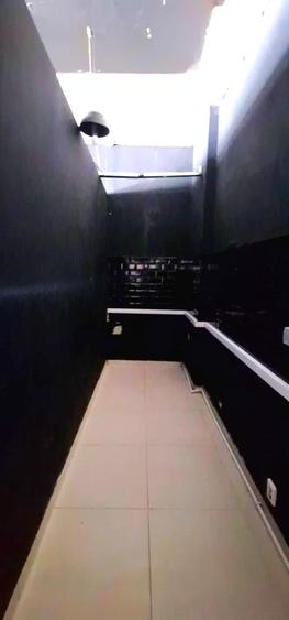 Spațiu comercial, de 28 mp, în P-ța Romană