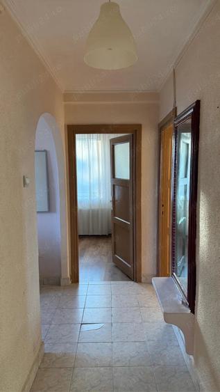 Apartament cu 2 camere decomandat în Cartierul Traian