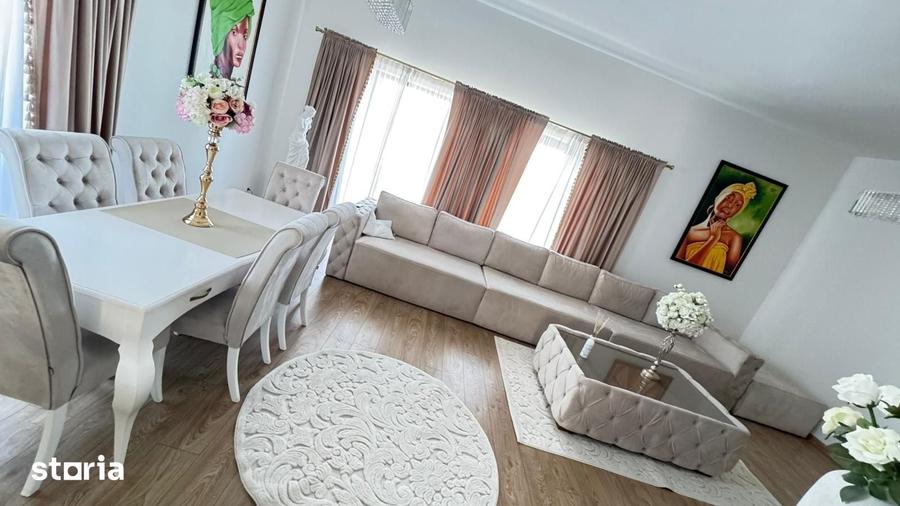 Casă cu 4 camere cu Teren 550 Mp în Central