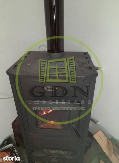Casă cu 4 camere cu Teren 300 Mp în Central