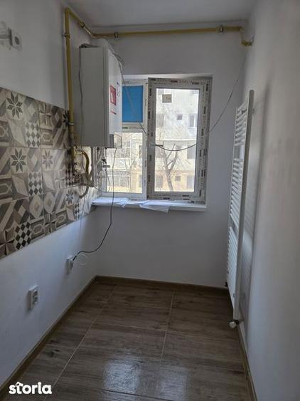 Apartament cu 2 camere nedecomandat în Central