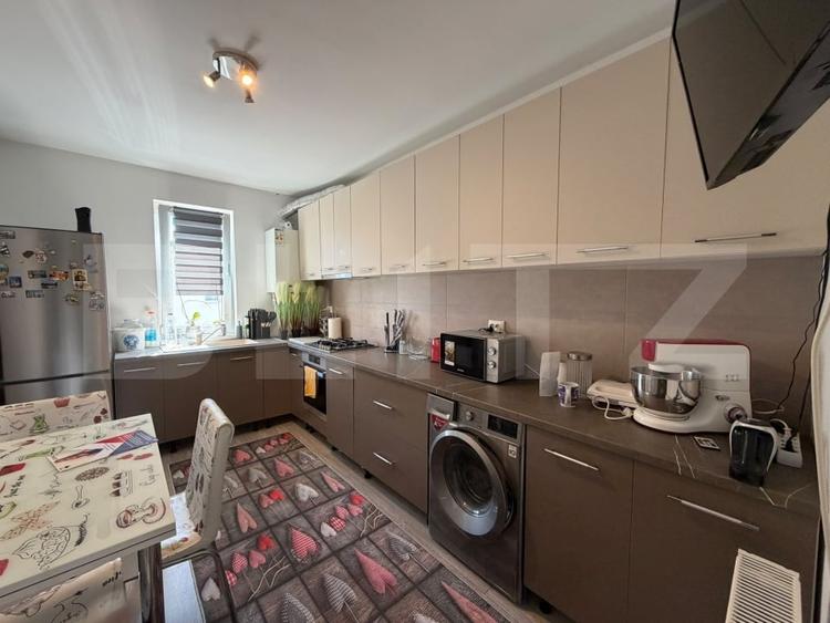 Apartament cu 2 camere decomandat, mobilat în Florești