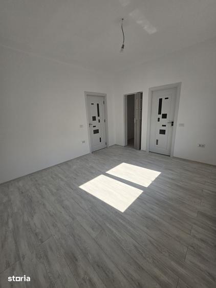 Casă cu 3 camere cu Teren 250 Mp în Central