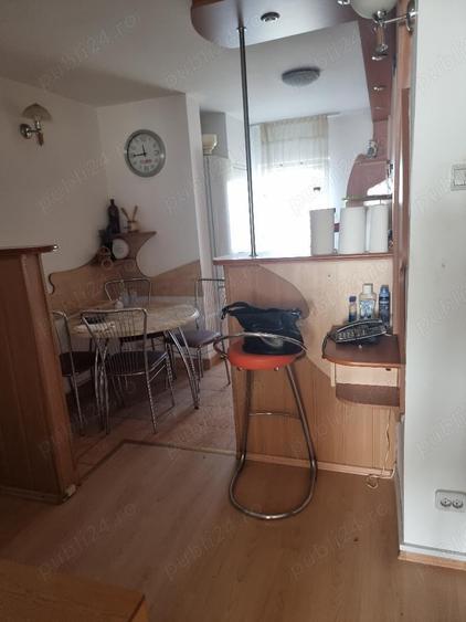 Apartament cu 3 camere în Nufărul