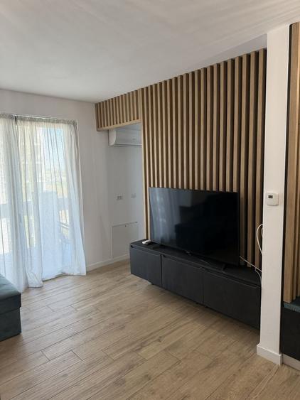 Garsonieră decomandată în Central