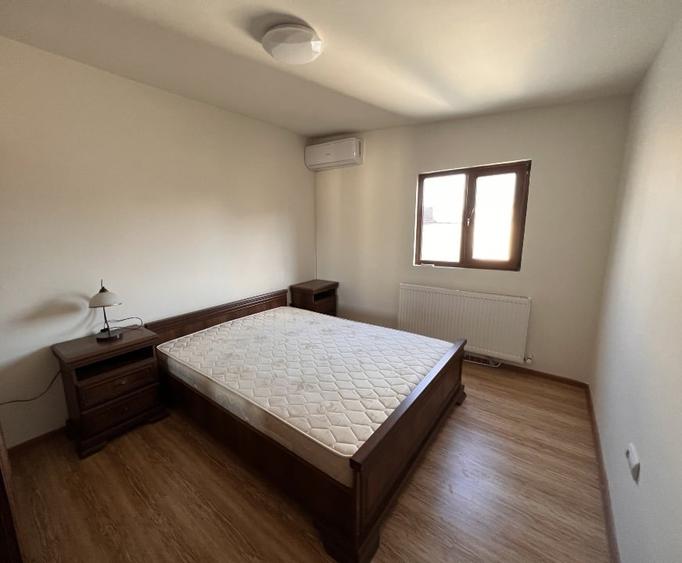 Apartament cu 4 camere decomandat, mobilat în 1 Mai