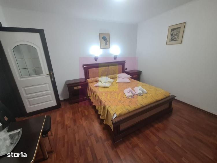 Spațiu comercial, de 742 mp, în Central