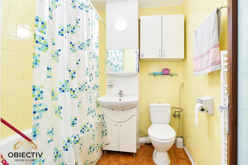Apartament cu 2 camere decomandat în Central