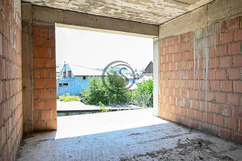 Casă cu Teren 384 Mp în Central