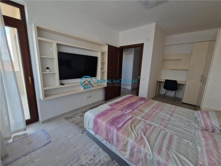 Apartament cu 3 camere decomandat, mobilat în Albert