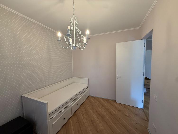 Apartament cu 3 camere decomandat în Pipera