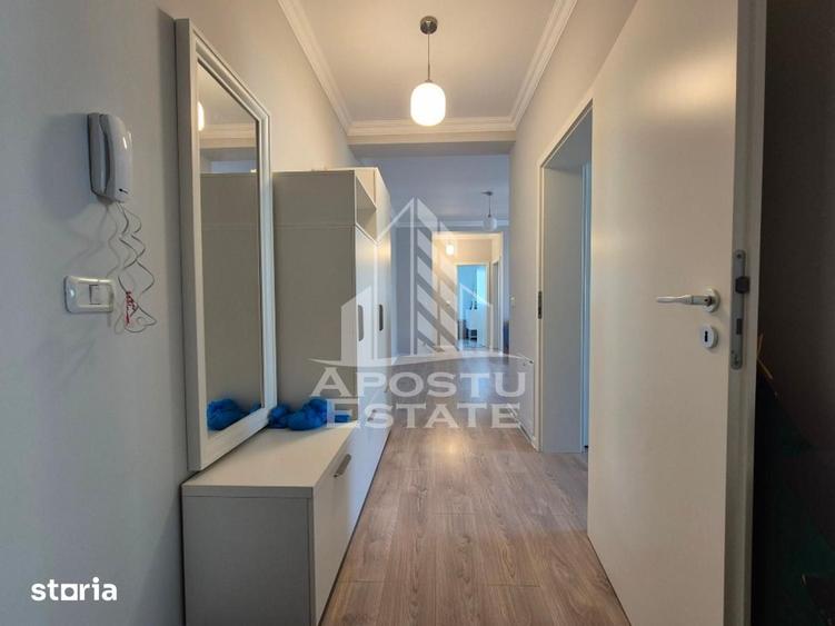 Apartament cu 3 camere, mobilat în Giroc