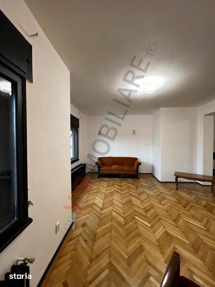 Apartament cu 3 camere decomandat în Dorobanți