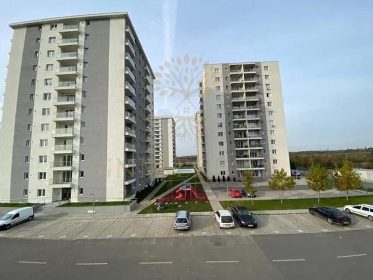 Apartament cu 2 camere semidecomandat, mobilat în Prelungirea Ghencea