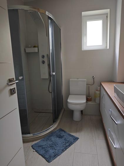 Apartament cu 2 camere decomandat în Turnișor