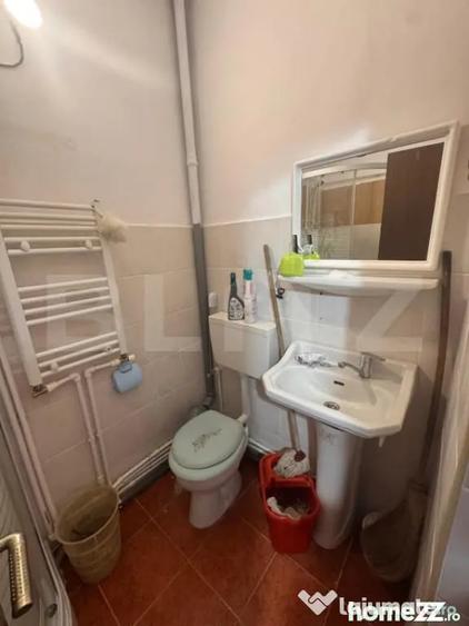Apartament cu 2 camere semidecomandat în Vișani