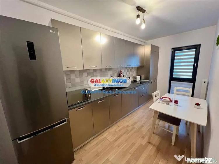 Apartament cu 3 camere decomandat în Albert
